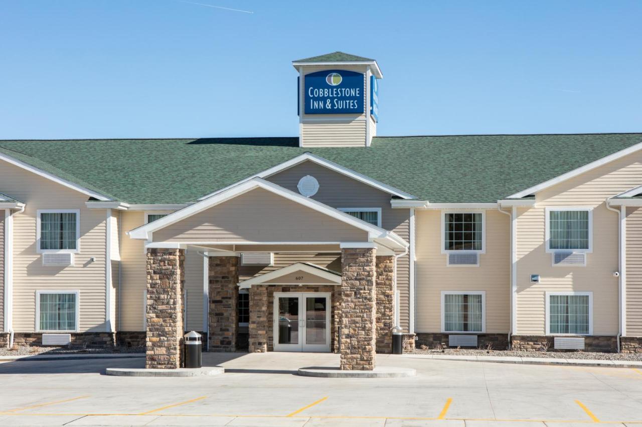 Cobblestone Inn & Suites - Pine Bluffs Exterior photo